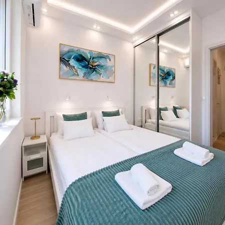 Apartment Art Deco At River Danube