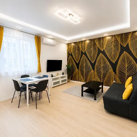 Art Deco At River Danube Apartment Budapest